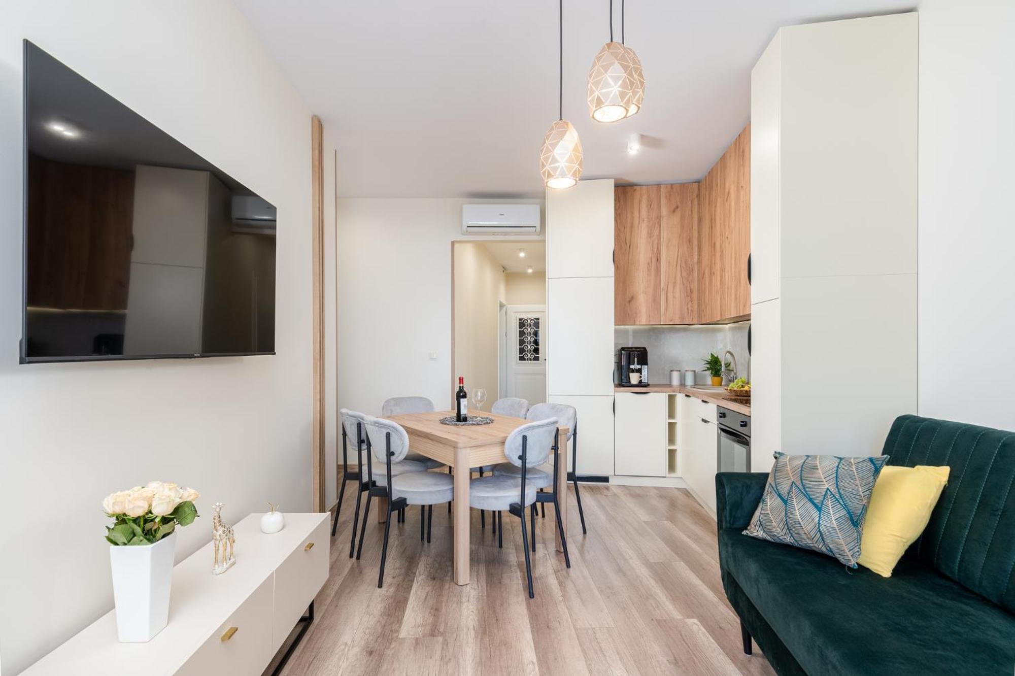 Basztowa Apartments By Vsi Краков Экстерьер фото
